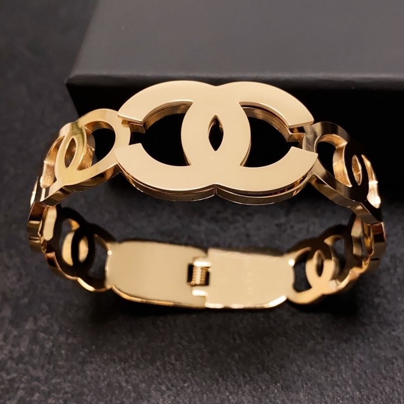Ch**el bracelets